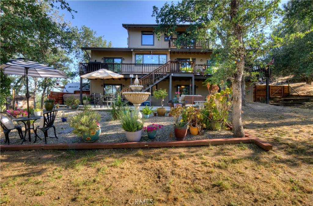 A property available for sale at 42197 Wild Stallion, Coarsegold, CA 93614.