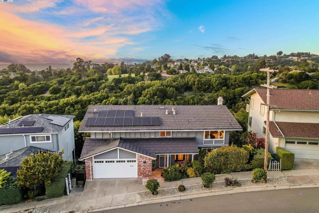 A property available for sale at 3218 Oakes Dr, Hayward, CA 94542.