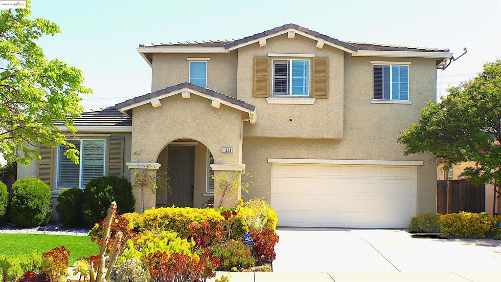 A property available for sale at 1354 Maple Dr, Oakley, CA 94561.