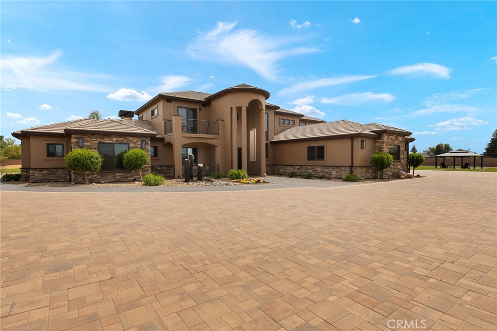 A property available for sale at 2801 Guynn Avenue, Chico, CA 95973.