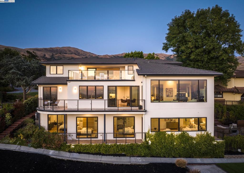 A property available for sale at 1615 Vinehill Court, Fremont, CA 94539.