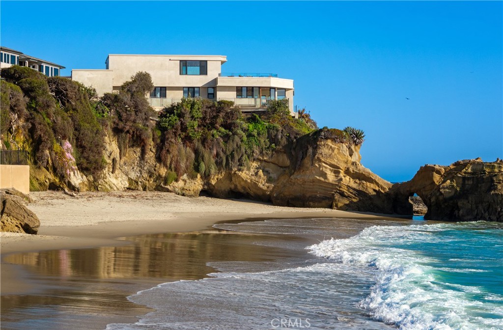 A property available for sale at 1901 Ocean Way, Laguna Beach, CA 92651.