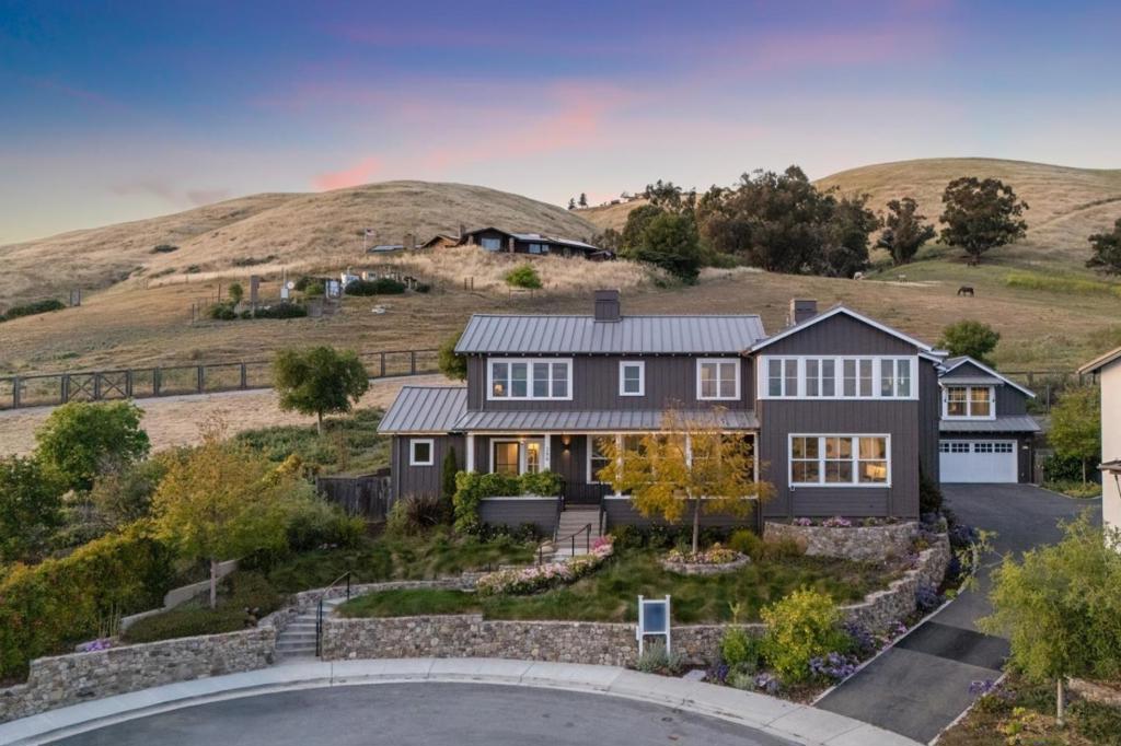 A property available for sale at 288 Campina Court, Fremont, CA 94539.