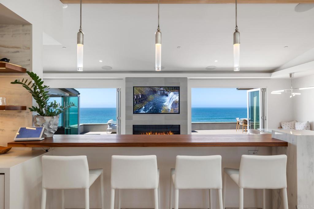 A property available for sale at 100 5Th Street, Encinitas, CA 92024.