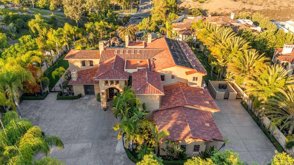 A property available for sale at 2890 Gate Fifteen Place, Chula Vista, CA 91914.