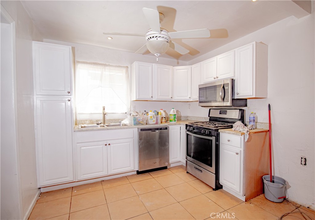 A property available for sale at 66365 5th Street, Desert Hot Springs, CA 92240.
