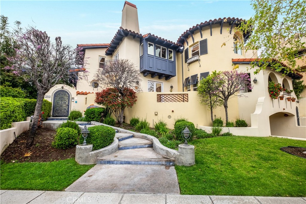 A property available for rent at 2753 Piedmont Avenue 1, Montrose, CA 91020.
