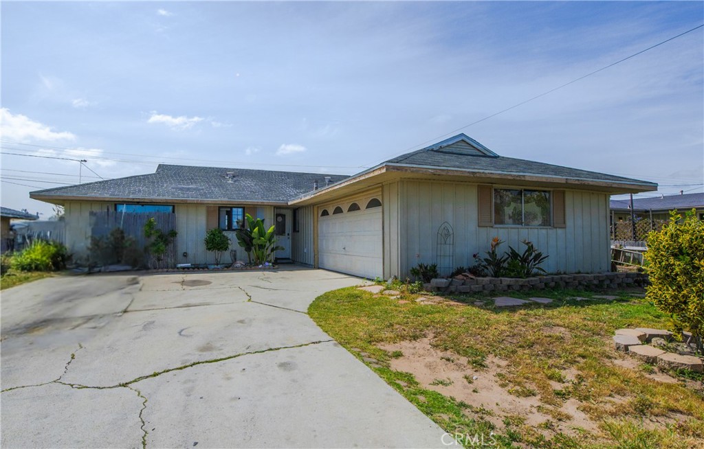 A property available for sale at 538 Milky Way, Vandenberg Village, CA 93436.