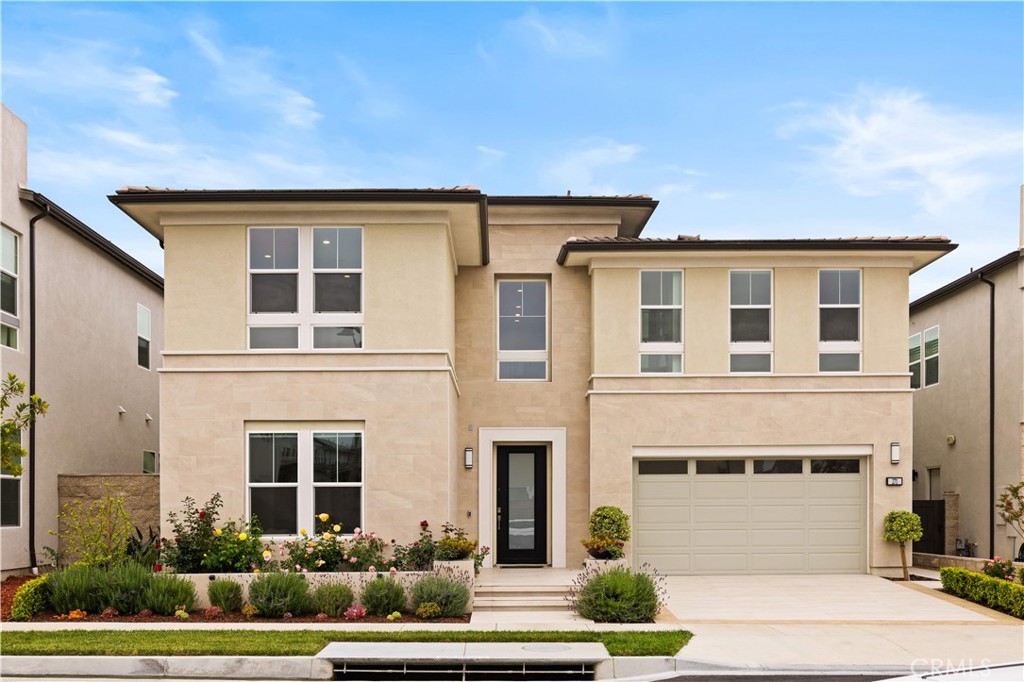 A property available for sale at 271 Huckleberry, Lake Forest, CA 92630.