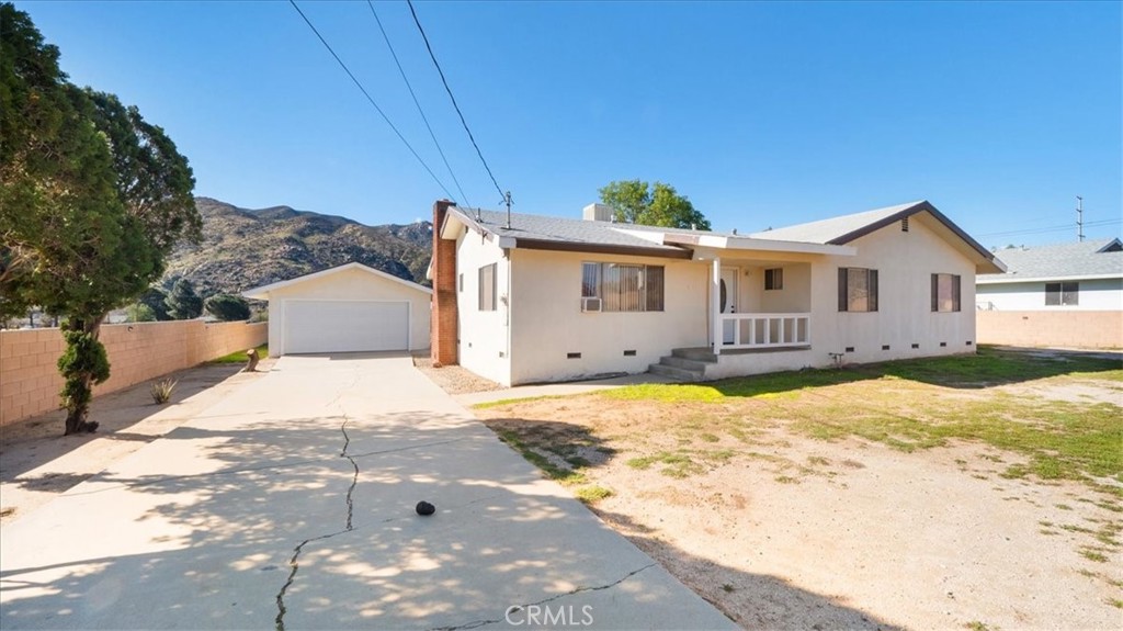 A property available for sale at 514 E Victory Avenue, Banning, CA 92220.