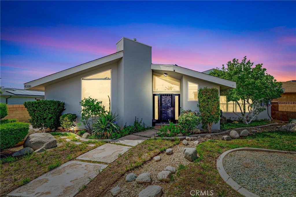 A property available for sale at 4330 W Avenue L2, Quartz Hill, CA 93536.