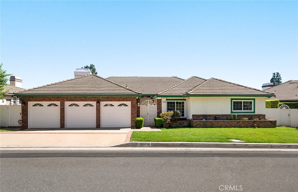 A property available for sale at 1206 Arno Drive, Sierra Madre, CA 91024.