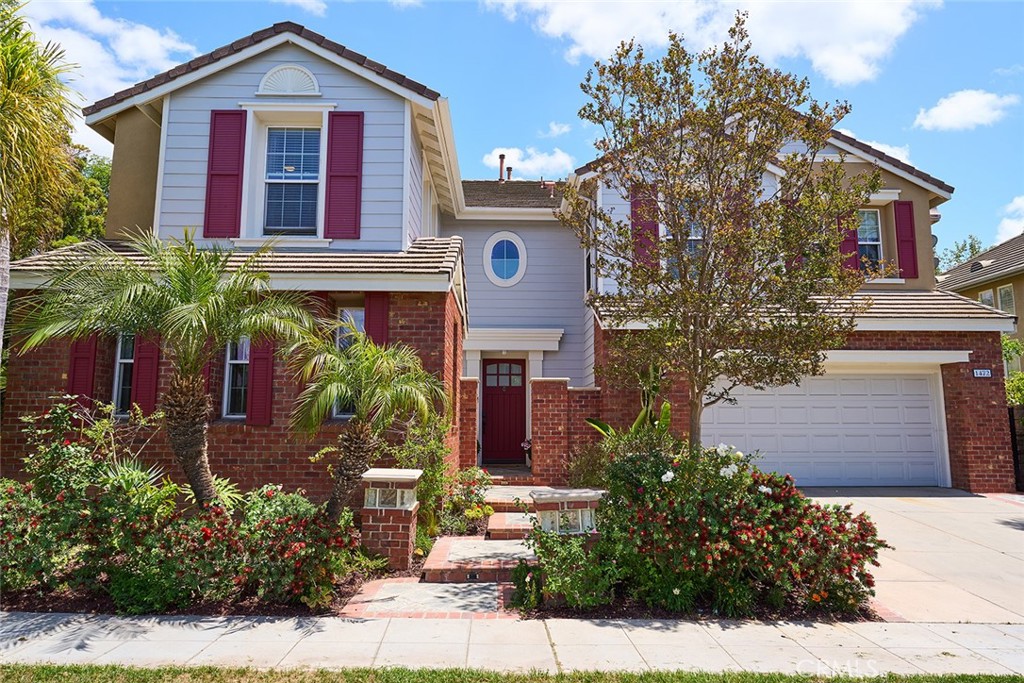 A property available for sale at 1472 Nicolas Way, Fullerton, CA 92833.