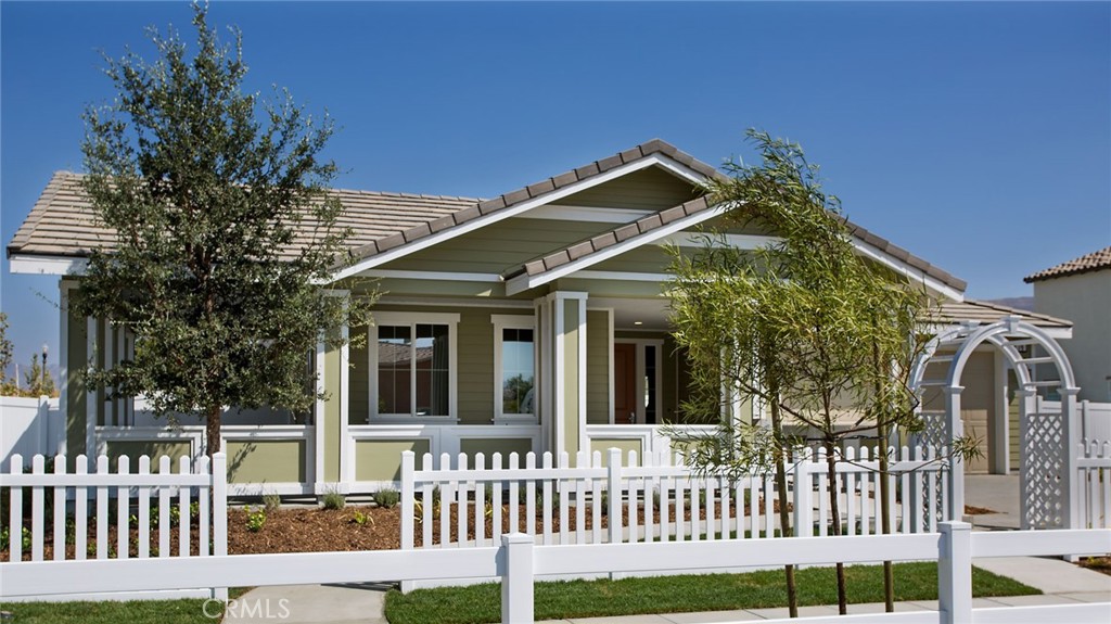 A property available for sale at 74 Teakwood Street, Fillmore, CA 93015.