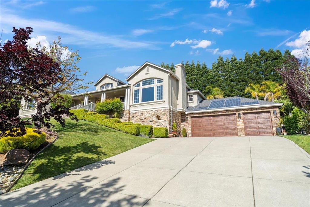 A property available for sale at 2380 Sunflower Circle, Gilroy, CA 95020.