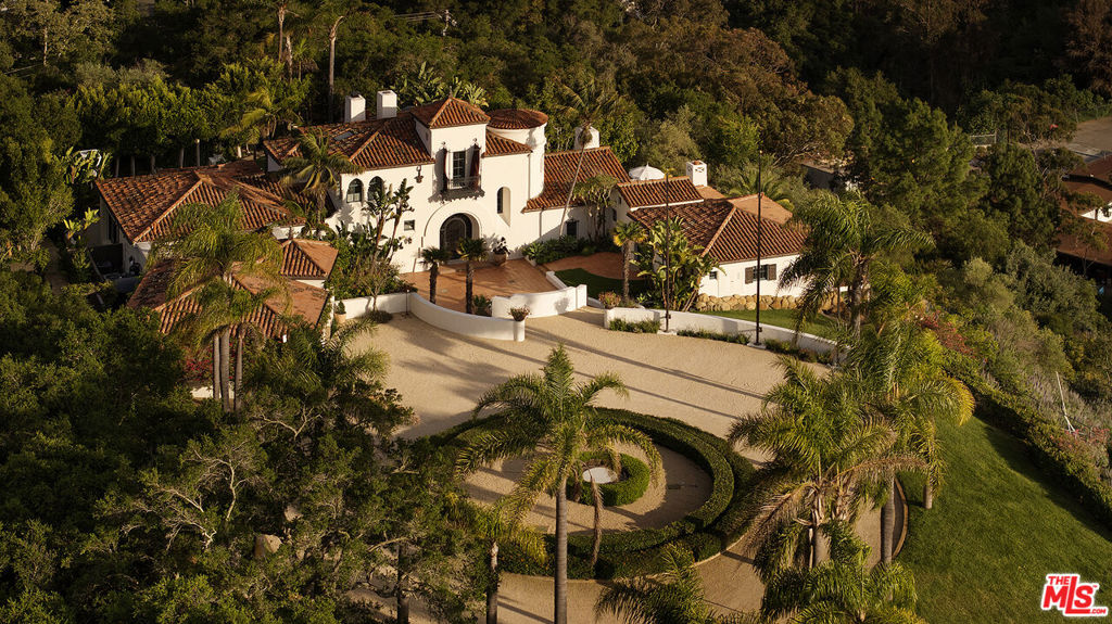 A property available for sale at 3911 & 3907 Via Laguna, Santa Barbara, CA 93110.