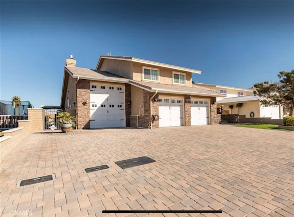 A property available for sale at 13545 Anchor Drive, Victorville, CA 92395.