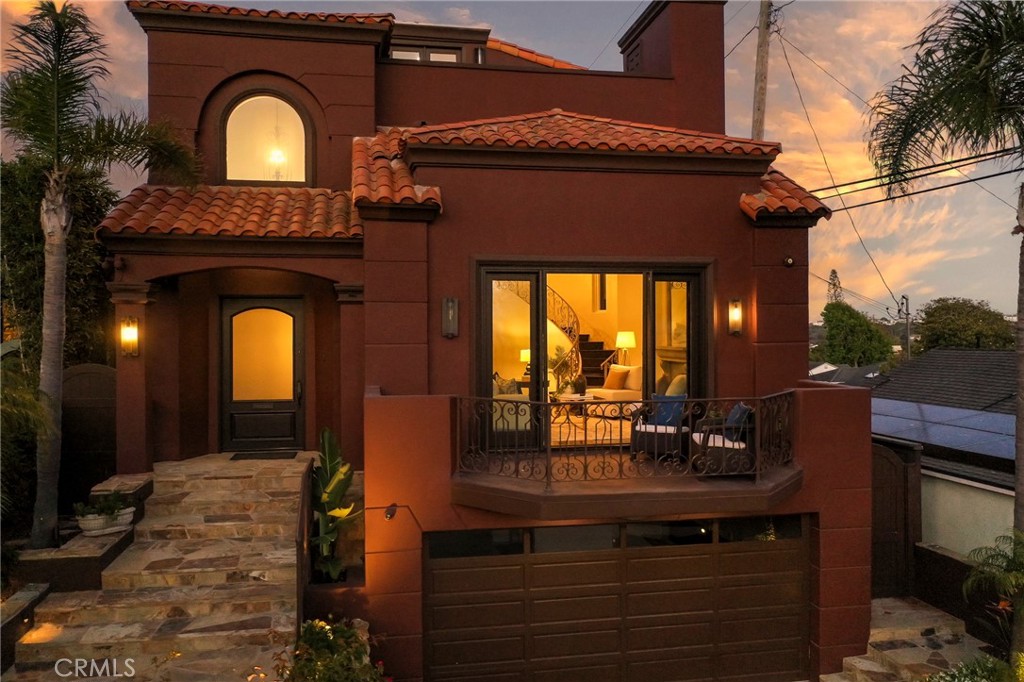 A property available for sale at 1112 Ynez Avenue, Redondo Beach, CA 90277.