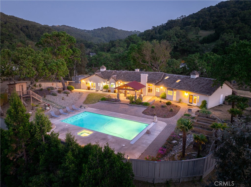 A property available for sale at 11620 Cenegal Road, Atascadero, CA 93422.