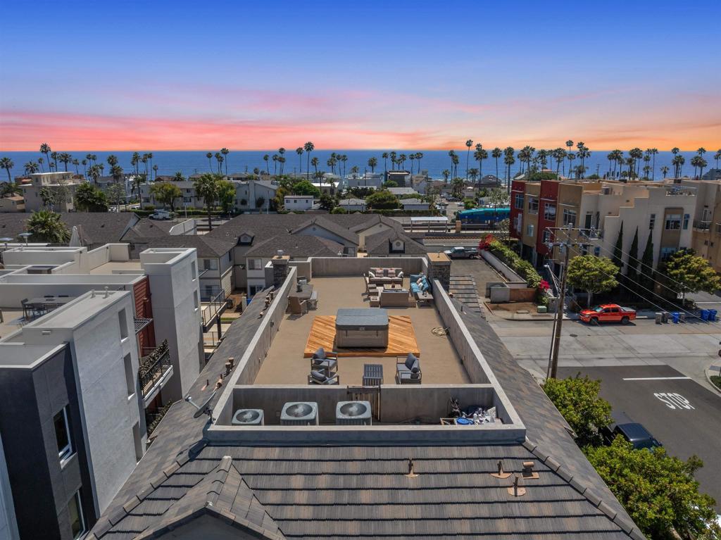 A property available for sale at 502 S Cleveland Street 3, Oceanside, CA 92054.