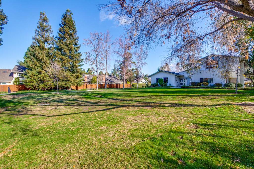 A property available for sale at 20297 Northbrook Square, Cupertino, CA 95014.
