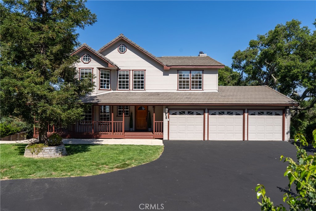 A property available for sale at 10885 San Marcos Road, Atascadero, CA 93422.