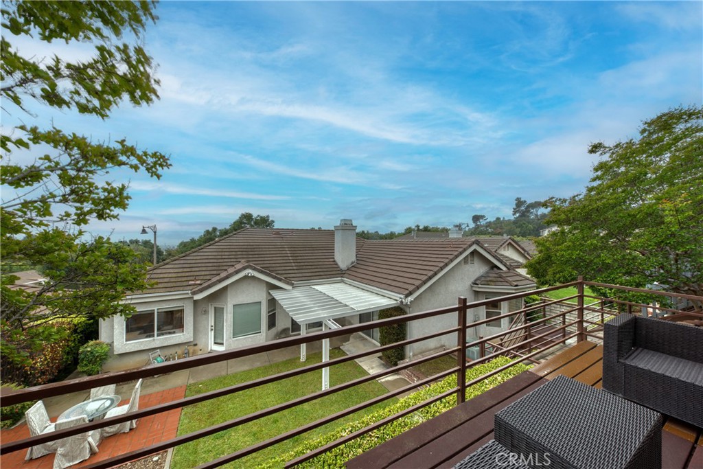 A property available for sale at 2591 Susan Brook Place, Duarte, CA 91010.