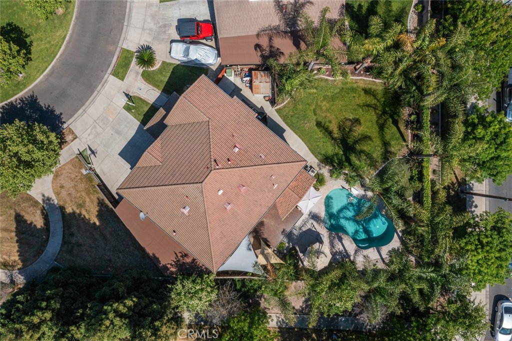 A property available for sale at 2500 Paseo De Leon, Turlock, CA 95382.
