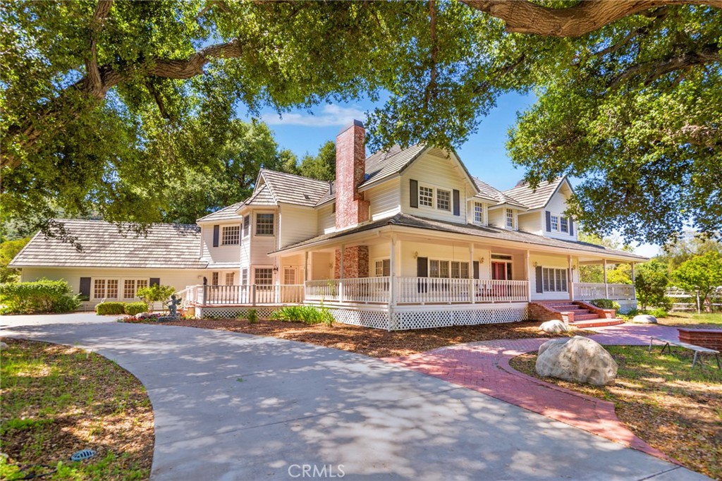 A property available for sale at 15548 Iron Canyon Road, Canyon Country, CA 91387.