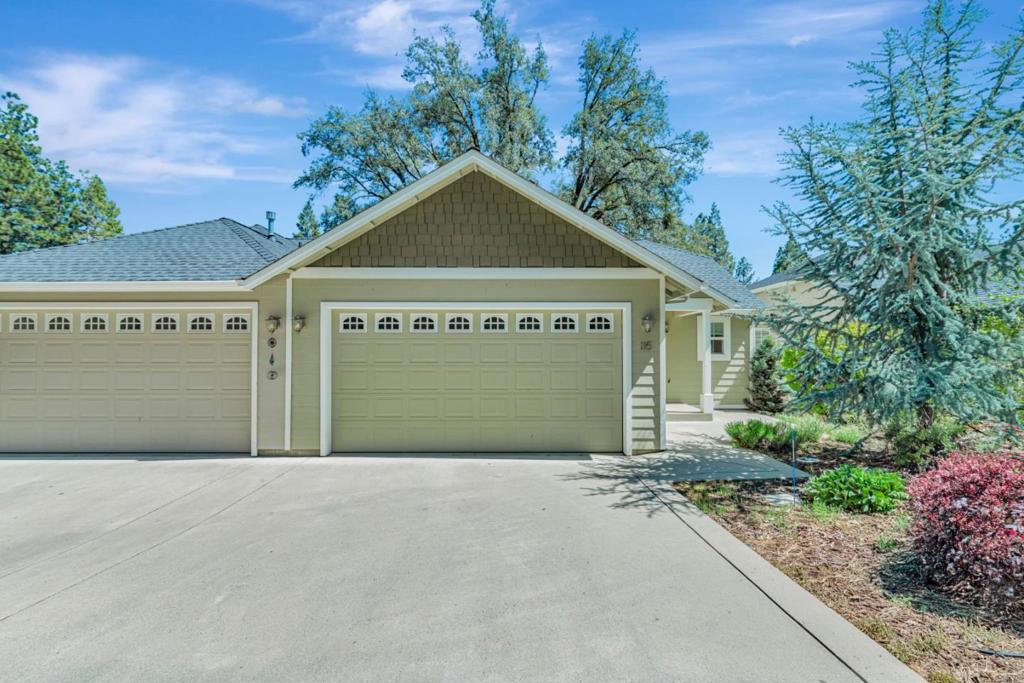 A property available for sale at 115 Fairway Village Court, Murphys, CA 95247.