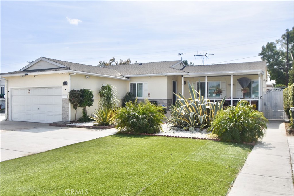 A property available for sale at 12281 - 12285 Zeta St., Garden Grove, CA 92840.