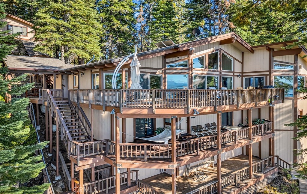 A property available for sale at 1217 Driftwood Cove Road, Lake Almanor, CA 96137.