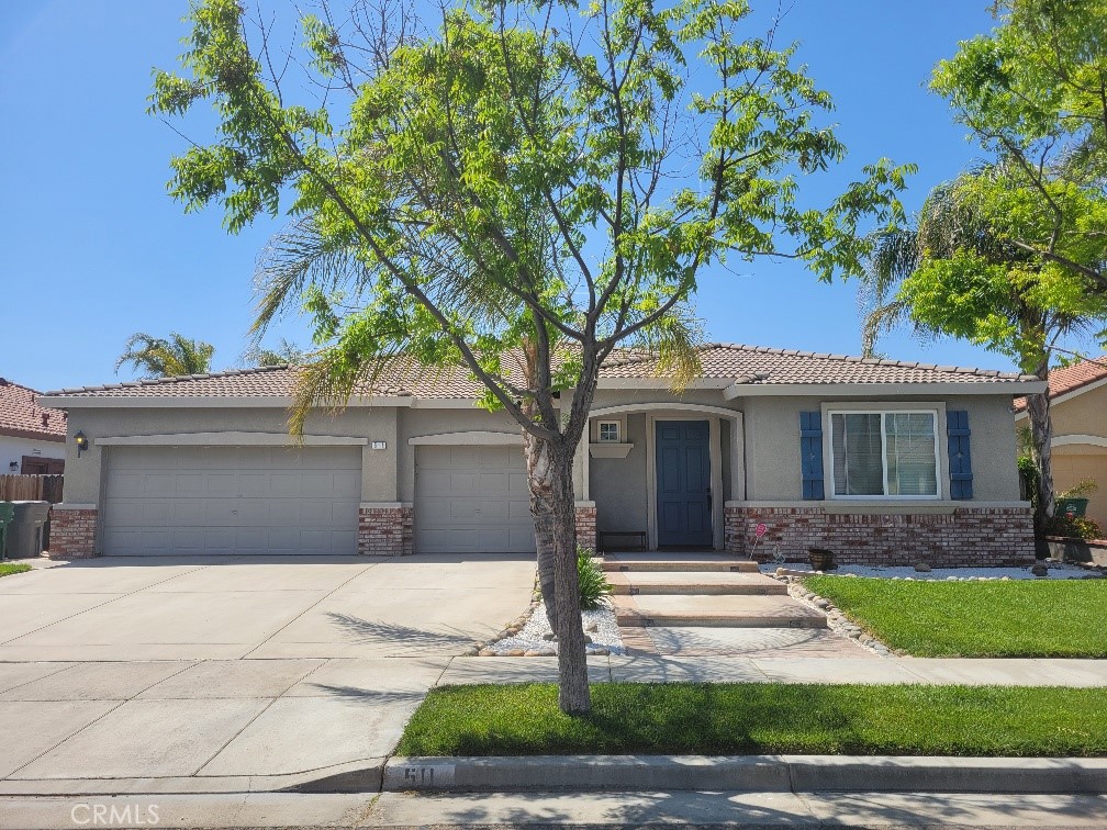 A property available for sale at 511 Milano Court, Los Banos, CA 93635.