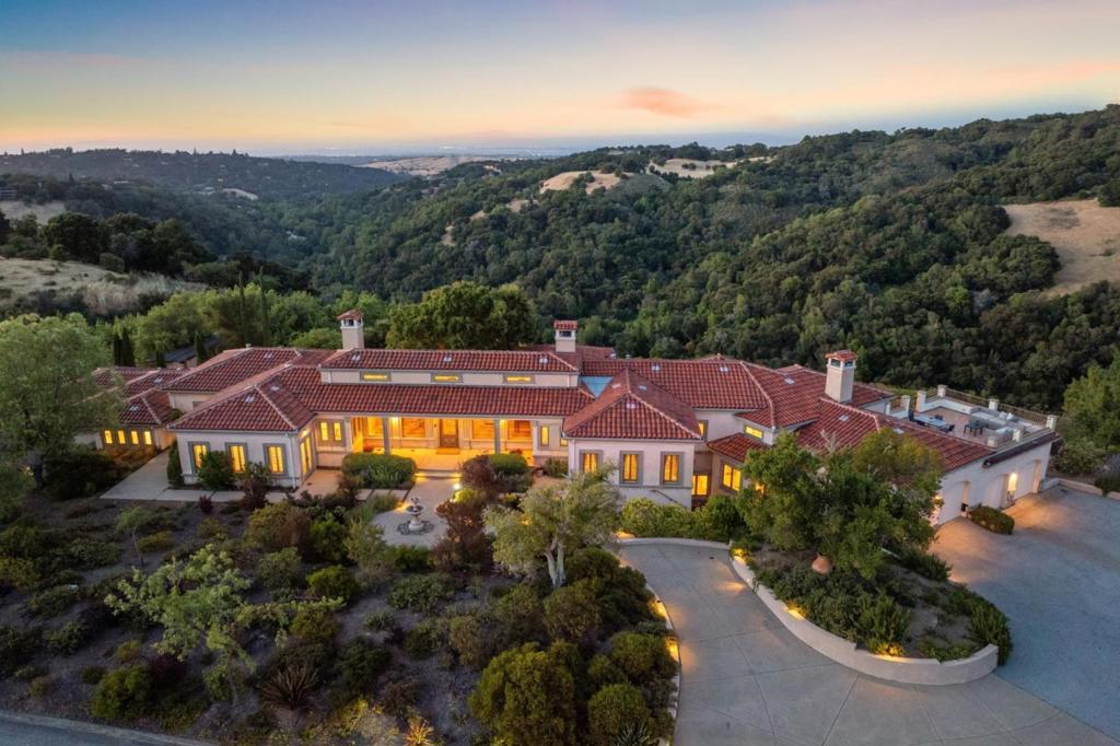 A property available for sale at 7 Redberry, Portola Valley, CA 94028.