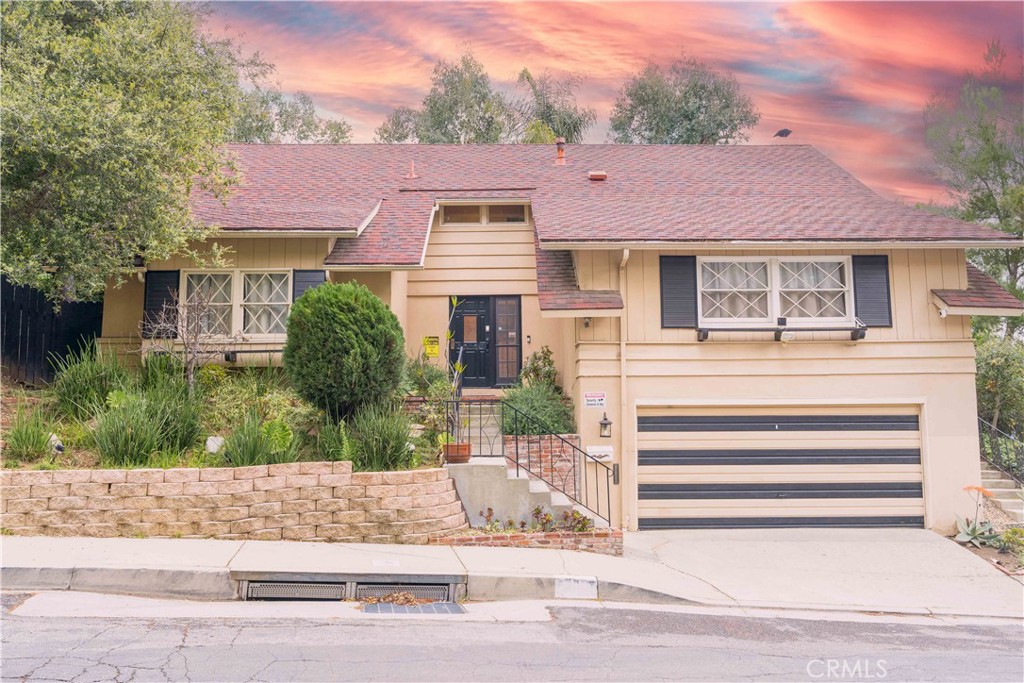 A property available for rent at 7703 Skyhill Drive, Hollywood Hills, CA 90068.