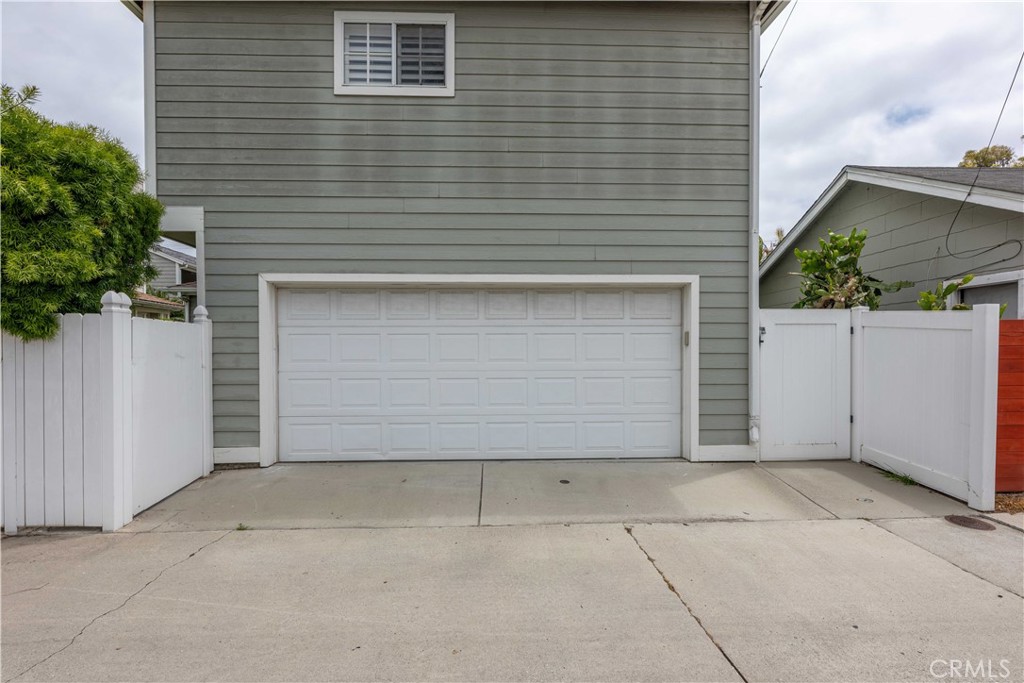A property available for sale at 3327 California Avenue, Signal Hill, CA 90755.