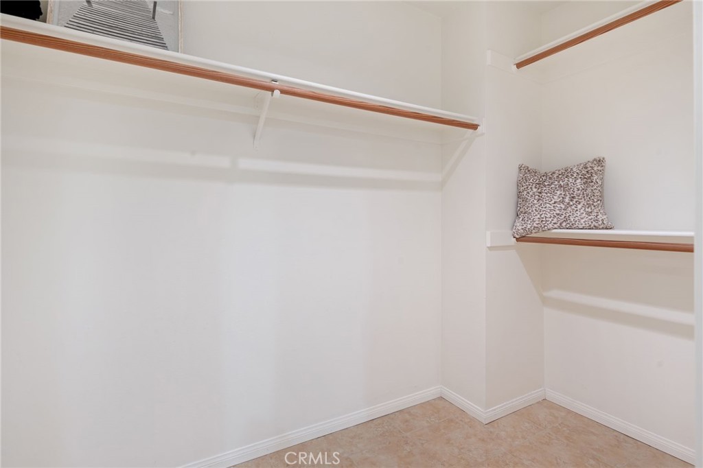 A property available for sale at 185 Main Street, Los Alamos, CA 93440.