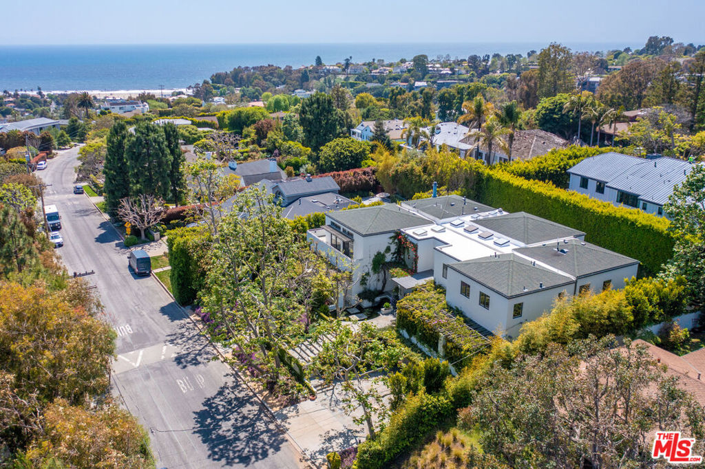A property available for sale at 551 Amalfi Drive, Pacific Palisades, CA 90272.