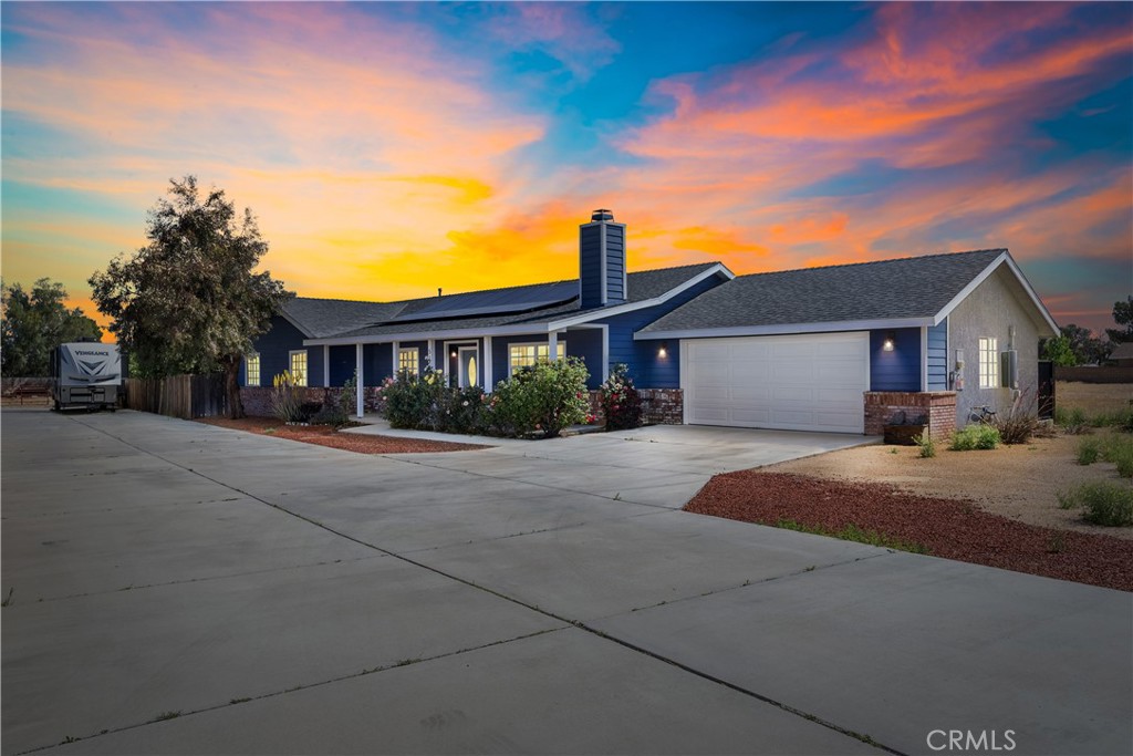A property available for sale at 5137 W Avenue L, Quartz Hill, CA 93536.