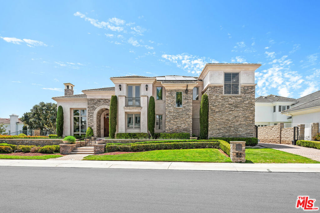 A property available for sale at 10 Gladstone Lane, Laguna Niguel, CA 92677.