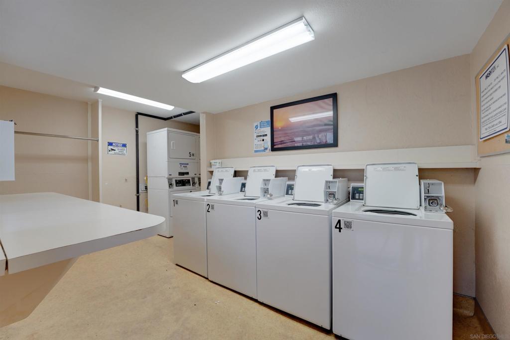 A property available for sale at 5051 La Jolla Blvd 106, Pacific Beach (San Diego), CA 92109.