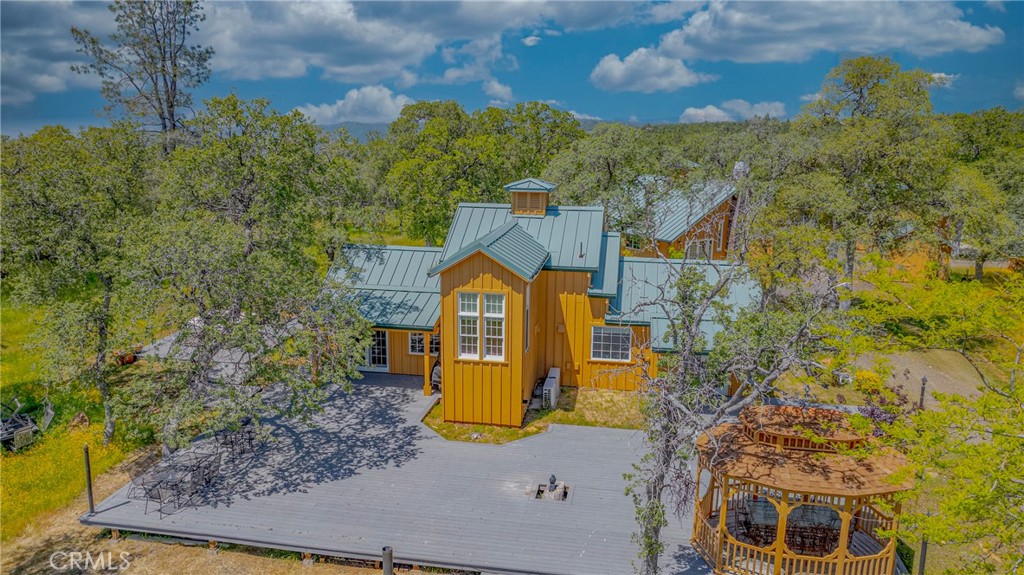 A property available for sale at 5873 Schilling, Coulterville, CA 95311.