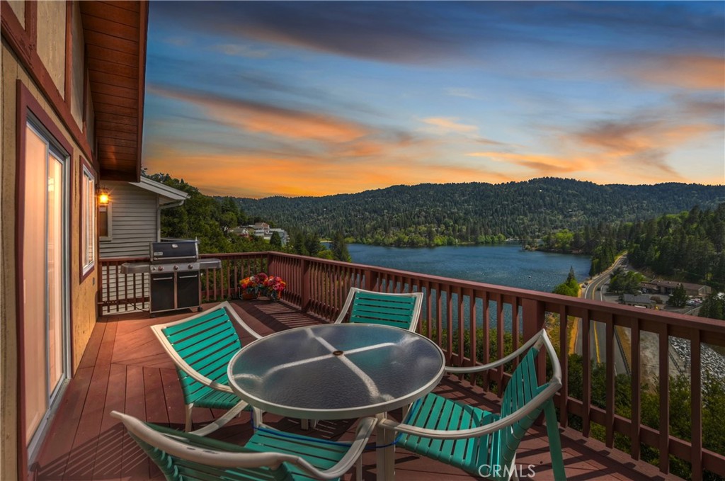 A property available for sale at 262 Delle Drive, Crestline, CA 92325.