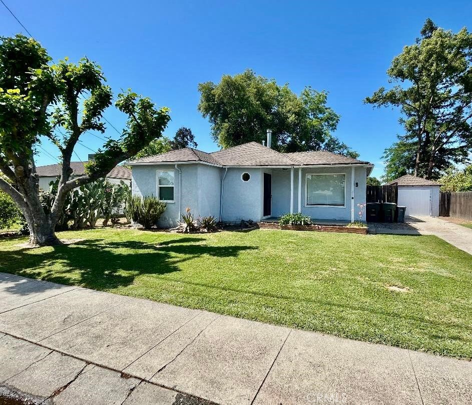A property available for sale at 49 Michigan Street, Yuba City, CA 95991.