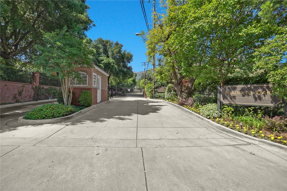 A property available for sale at 255 El Cielo Lane, Bradbury, CA 91008.