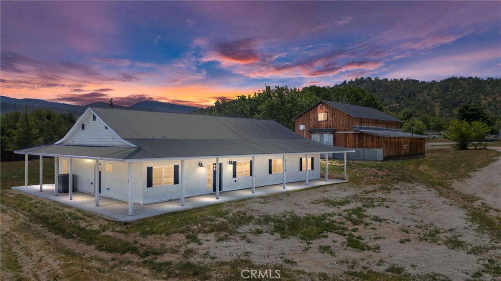 A property available for sale at 21192 Old Town Road, Tehachapi, CA 93561.
