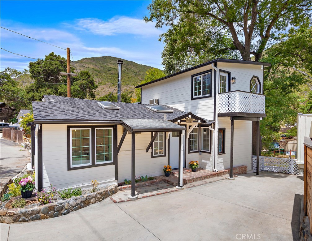 A property available for sale at 29229 Hazel Bell Drive, Silverado Canyon, CA 92676.