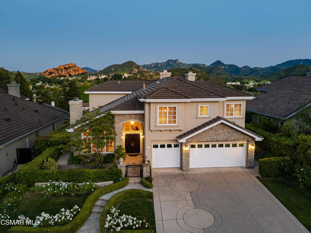A property available for sale at 1624 Bushgrove Court, Lake Sherwood, CA 91361.