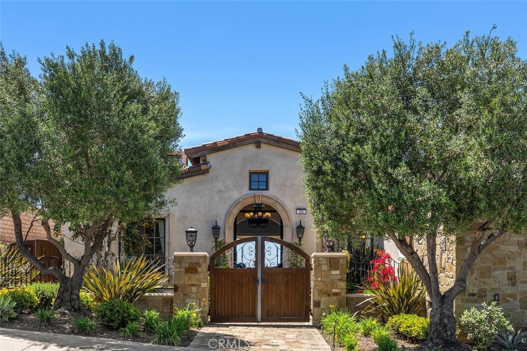 A property available for sale at 35 Shoreline Drive, Dana Point, CA 92629.