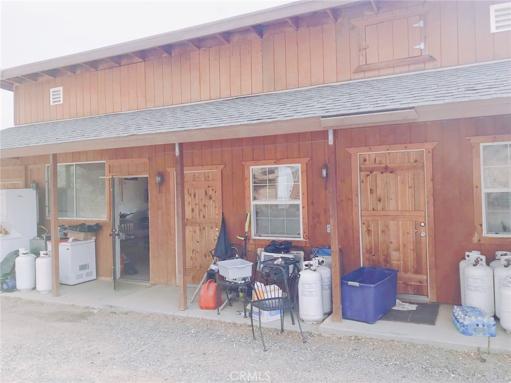 A property available for sale at 37610 Canton Way, Caliente, CA 93518.